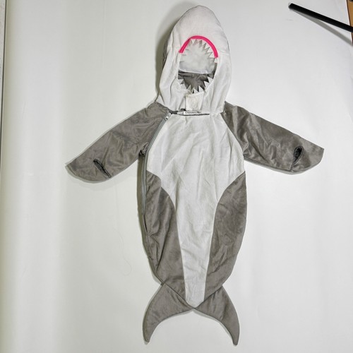 Underwraps shark bunting - underwraps,