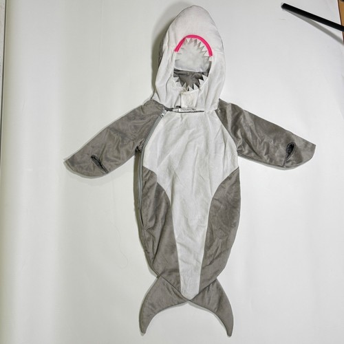 Underwraps shark bunting - underwraps,